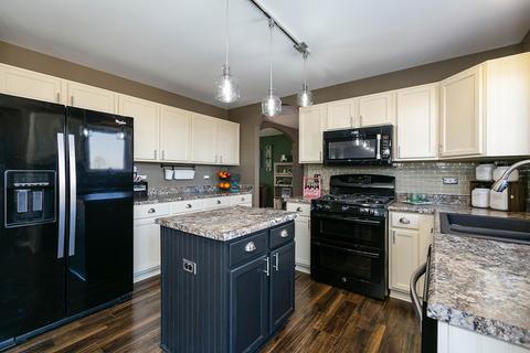 6901 Sahara Dr, Plainfield, IL 60586 photo 11