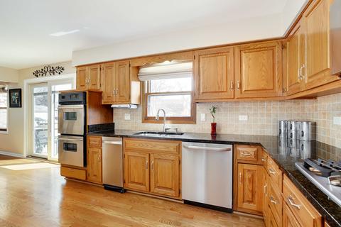 341 S Maple St, Itasca, IL 60143 photo 9