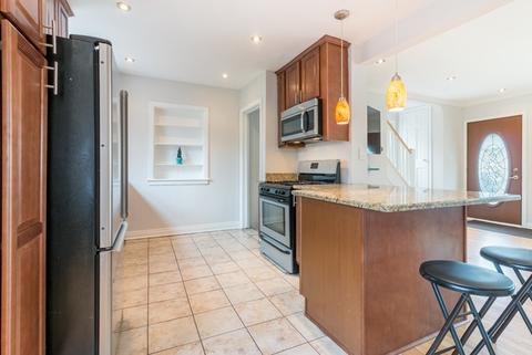 550 E Thacker St, Des Plaines, IL 60016 photo 5