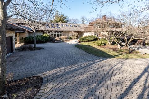 11622 87th St, Burr Ridge, IL 60527 photo 1