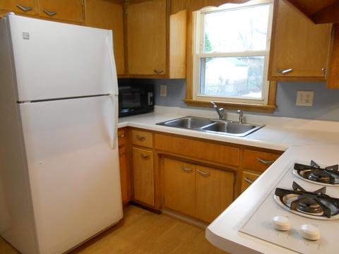 1036 School St, Kankakee, IL 60901 photo 4