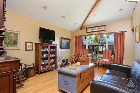 5308 S Hunt Ave, Summit, IL 60501 photo 4