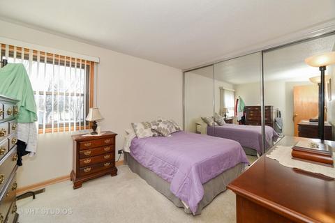 883 Lakeside Dr, Bartlett, IL 60103 photo 7