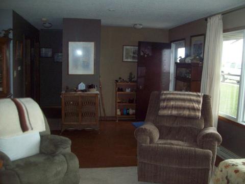 177 Atkinson Rd, Walnut, IL 61376 photo 3