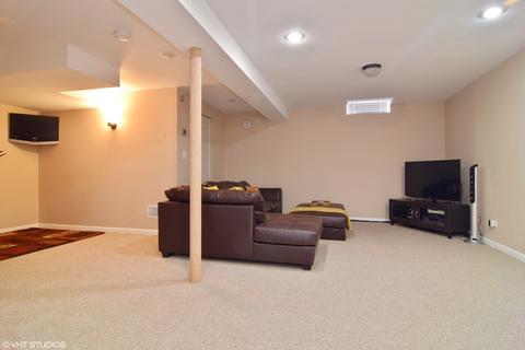 4695 Olmstead Dr, Hoffman Estates, IL 60192 photo 13
