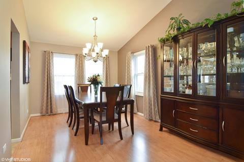 4695 Olmstead Dr, Hoffman Estates, IL 60192 photo 5