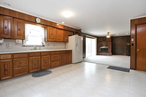 1130 S Wilson Ave, Kankakee, IL 60901 photo 4