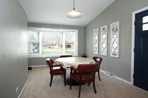 4021 Bluebird Ln, Rolling Meadows, IL 60008 photo 3