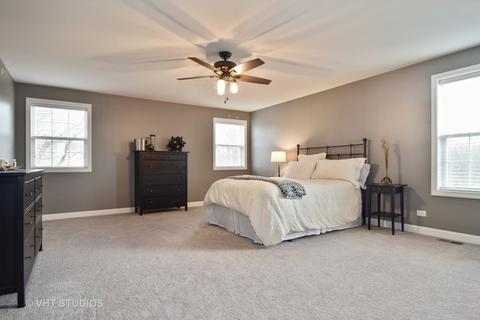 3508 Harold Cir, Hoffman Estates, IL 60192 photo 8