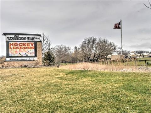 945 Concord Ln, Hoffman Estates, IL 60192 photo 22