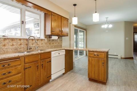 4822 Baseline Rd, Oswego, IL 60543 photo 6