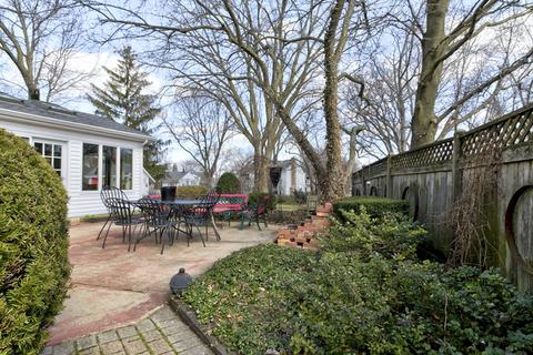 337 Hillside Dr, Roselle, IL 60172 photo 25