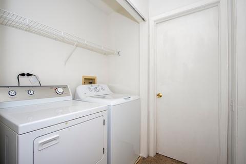 365 Gregory St, Aurora, IL 60504 photo 9
