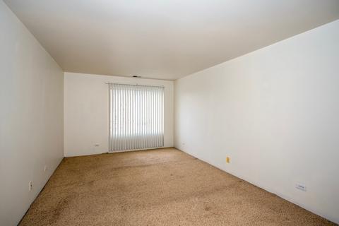 365 Gregory St, Aurora, IL 60504 photo 6