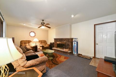993 Marlene Ave, Elgin, IL 60123 photo 7