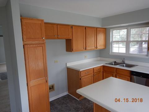 1247 Coldspring Rd, Elgin, IL 60120 photo 9