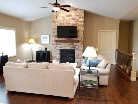 2004 Max Run Dr, Champaign, IL 61822 photo 9