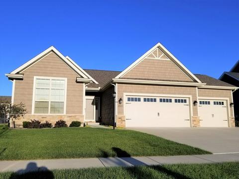 2004 Max Run Dr, Champaign, IL 61822 photo 1