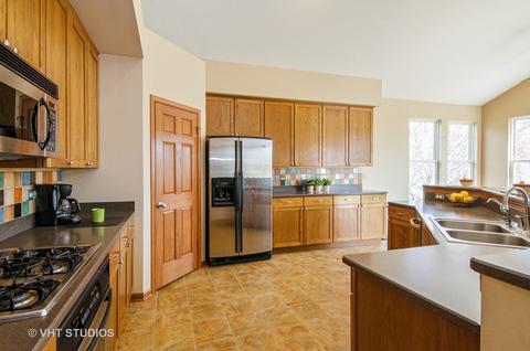 7 Sheffield Ct, Cary, IL 60013 photo 5