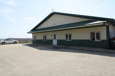 106 E Parker St, Gardner, IL 60424 photo 3