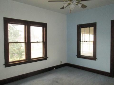 1132 Douglas Ave, Aurora, IL 60505 photo 9