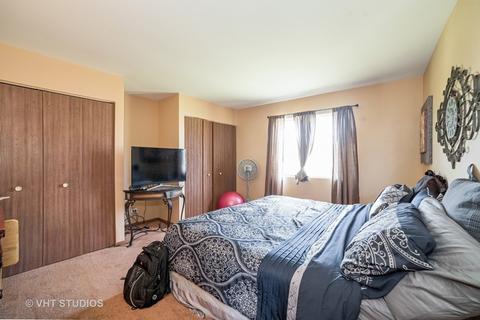 1242 Sebring Cir, Elgin, IL 60120 photo 6