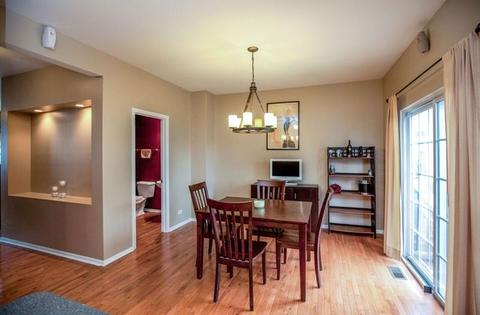 528 Declaration Ln, Aurora, IL 60502 photo 3