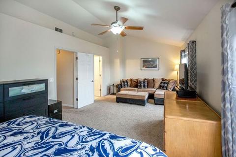 528 Declaration Ln, Aurora, IL 60502 photo 13