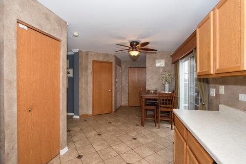 2206 Cherry Ridge Dr, Plainfield, IL 60586 photo 10
