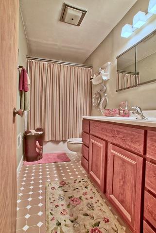 2 S641 Arrowhead Dr, Wheaton, IL 60189 photo 16