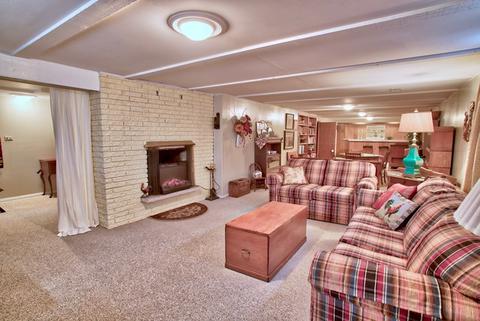 2 S641 Arrowhead Dr, Wheaton, IL 60189 photo 21