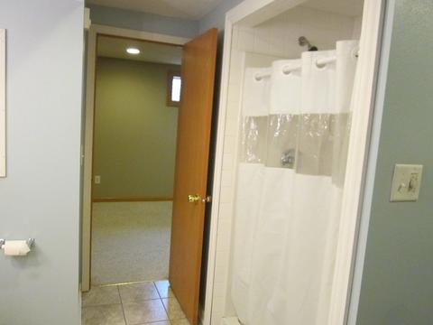 535 Autumnwolf Dr, Davis Junction, IL 61020 photo 21
