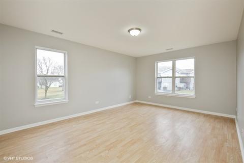 1003 Radclyffe Ct #D, Elgin, IL 60120 photo 5