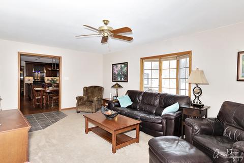 2416 N Marquardt Ln, Mchenry, IL 60051 photo 12