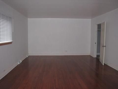 8804 Dee Rd, Des Plaines, IL 60016 photo 12