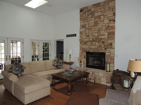 3460 E Spring Creek Dr, Ladd, IL 61329 photo 2