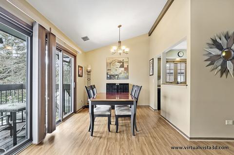 231 Stanhope Dr #D, Willowbrook, IL 60527 photo 3
