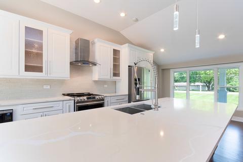 161 E Hillside Rd, Barrington, IL 60010 photo 11
