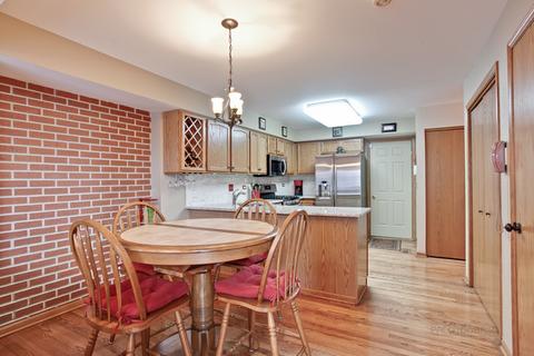 725 Brookvale Dr #B, Wheeling, IL 60090 photo 7