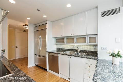 100 E Huron St #1702, Chicago, IL 60611 photo 7