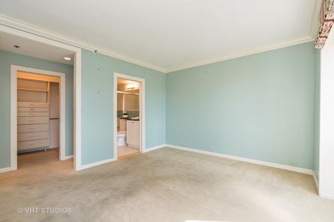 100 E Huron St #1702, Chicago, IL 60611 photo 13