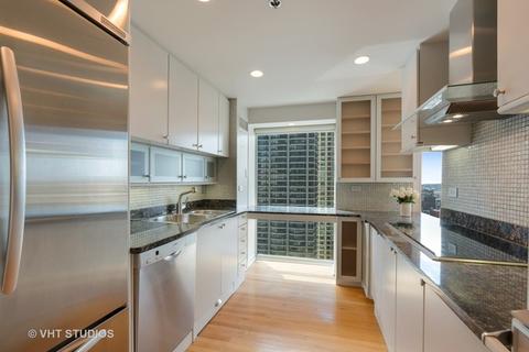 100 E Huron St #1702, Chicago, IL 60611 photo 6