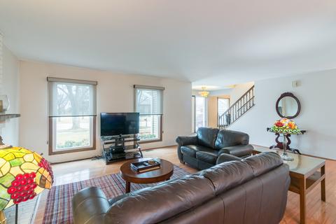 619 Walters Ln, Itasca, IL 60143 photo 3