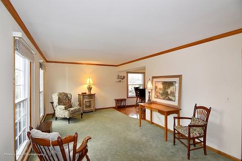 1145 Appleton Ln, Geneva, IL 60134 photo 2