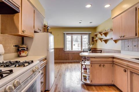 407 S Rush St, Itasca, IL 60143 photo 6