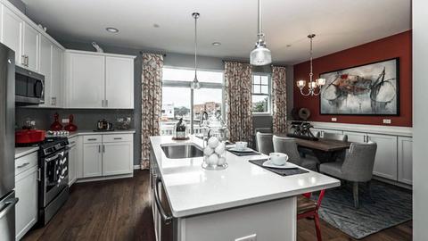 839 Lexington Cir E, Des Plaines, IL 60016 photo 5
