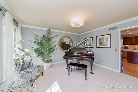 1961 Dorset Dr, Wheaton, IL 60189 photo 4