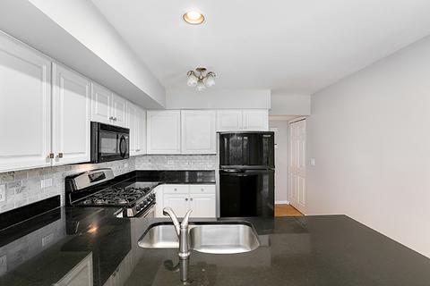 4821 Turnberry Dr, Hoffman Estates, IL 60010 photo 7