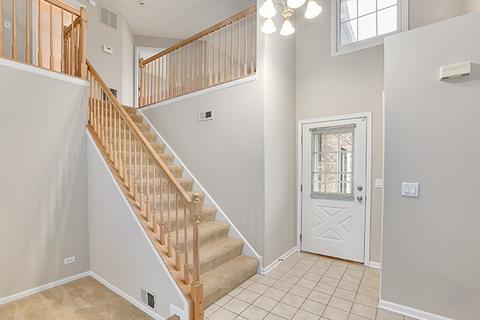 4821 Turnberry Dr, Hoffman Estates, IL 60010 photo 13
