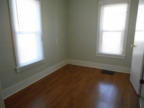 226 W Devlin St, Spring Valley, IL 61362 photo 8